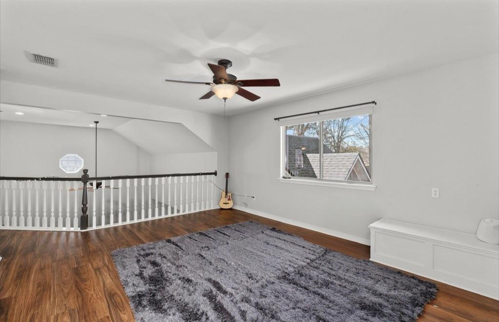 LT 21 BLK 1 HOLLY RIDGE ADDN - Residential