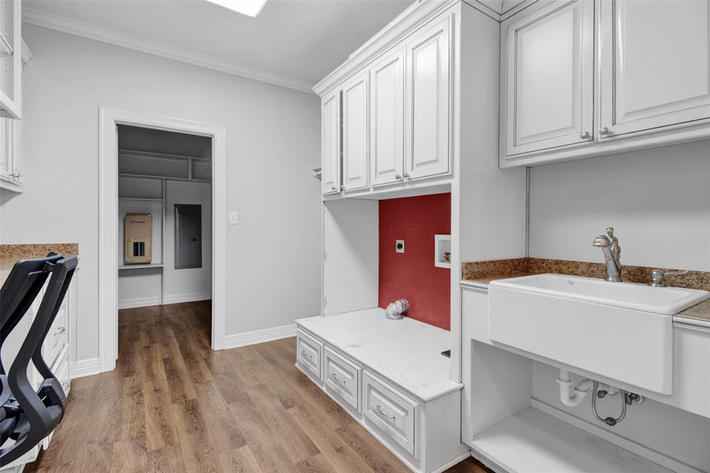 LT 21 BLK 1 HOLLY RIDGE ADDN - Residential