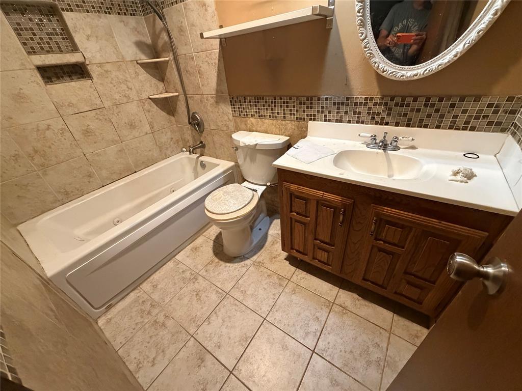 Woodlake 9 - Residential