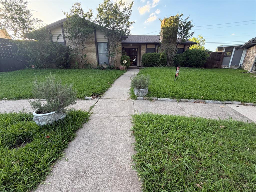 Investor special.  Handyman needed.  3 bed 2 full bath.  HVAC, foundation, and roof appear to be in good condition.  Cash Preferred.