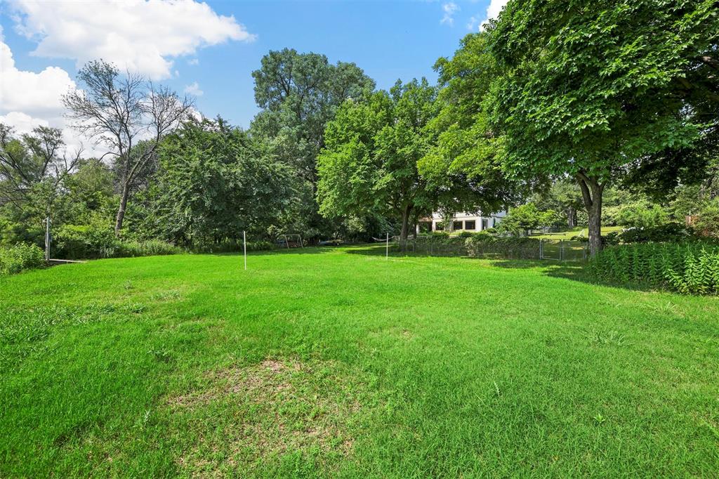 Lake Worth Leases Add - Land