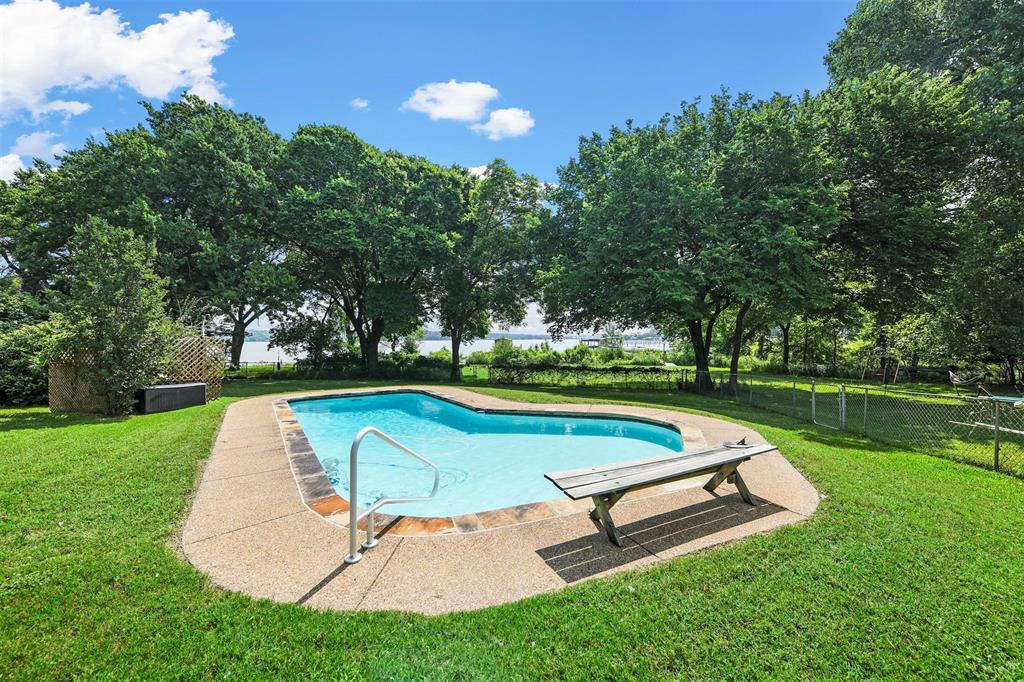 Lake Worth Leases Add - Land