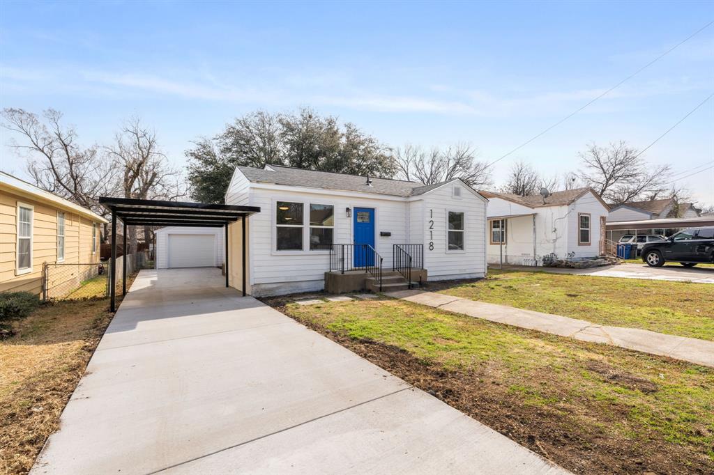 Bluebonnet Lawn - Residential