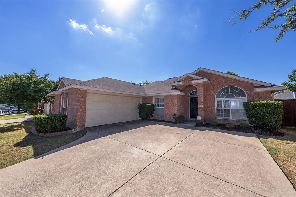 RIVERCHASE - Residential Lease