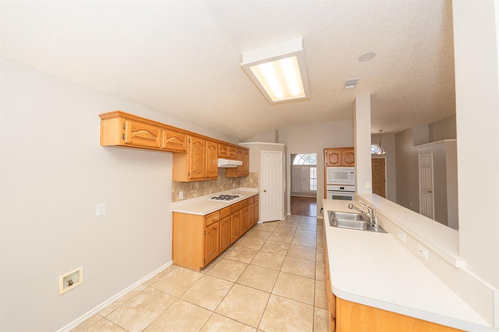 RIVERCHASE - Residential Lease