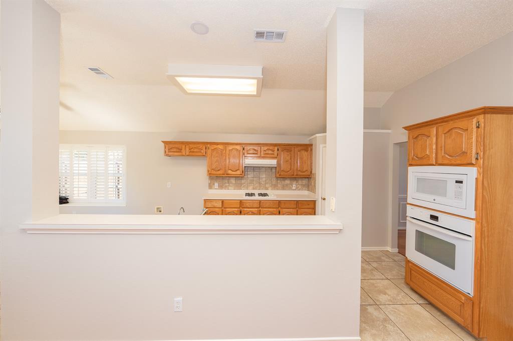 RIVERCHASE - Residential Lease