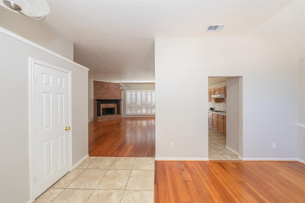 RIVERCHASE - Residential Lease