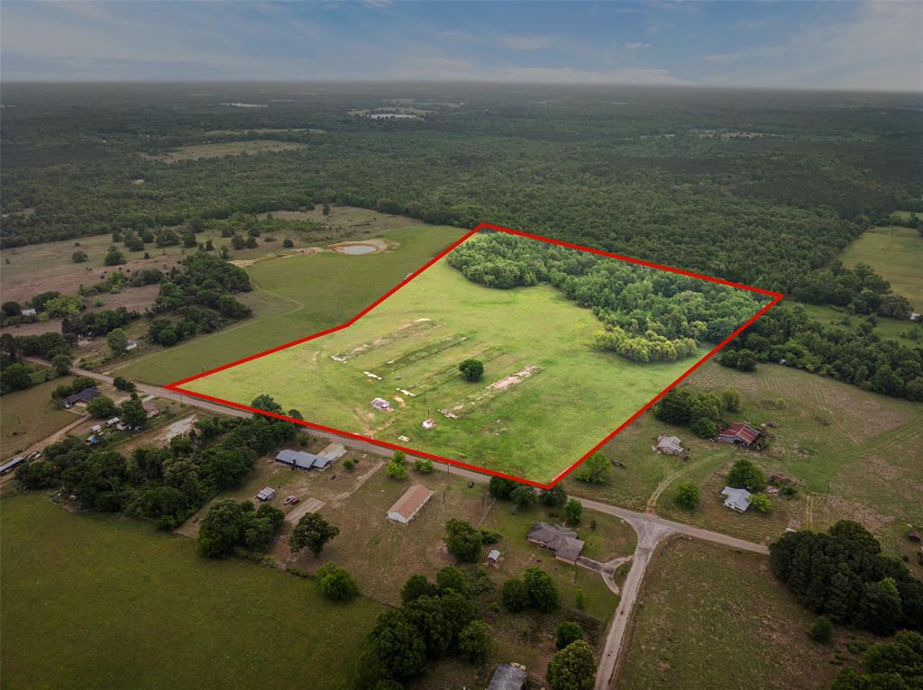 Spanning 34 acres in Pittsburg, this exceptional property offers a rare opportunity to create your own private retreat in the heart of East Texas. Surrounded by natural beauty and wide-open space, the land provides an ideal canvas for a custom estate, weekend getaway, or legacy property to be enjoyed for generations. Whether you’re seeking seclusion, recreation, or investment potential, this acreage delivers the perfect balance of tranquility and accessibility.
