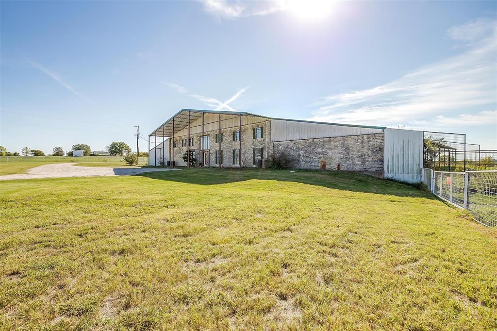 528 SURVEY: GLENN JAMES A - Commercial Sale