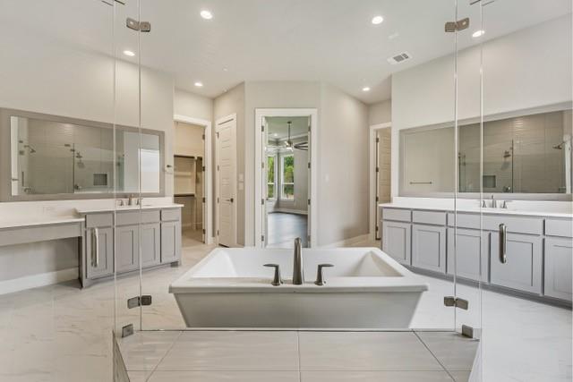 Southlake Manors - Residential