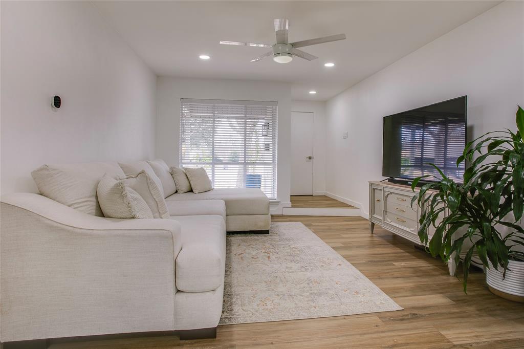 Crestview East 02 - Residential