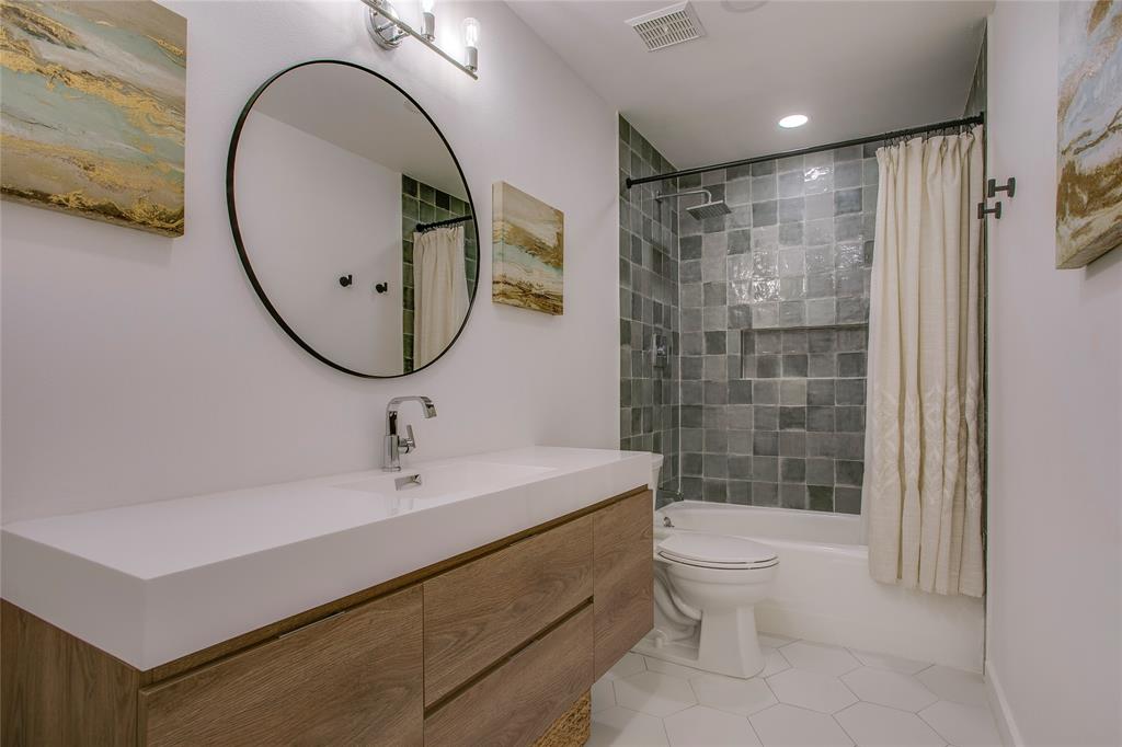 Crestview East 02 - Residential