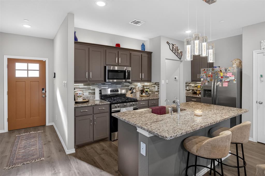 Baker Lndg - Residential
