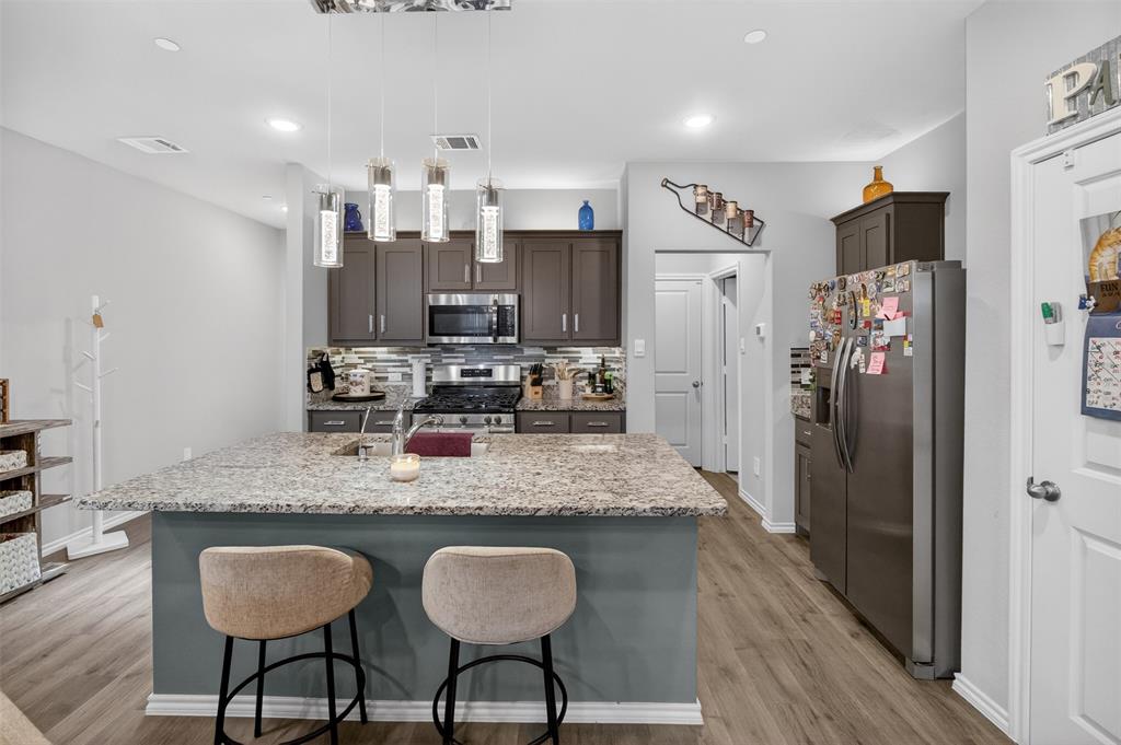 Baker Lndg - Residential