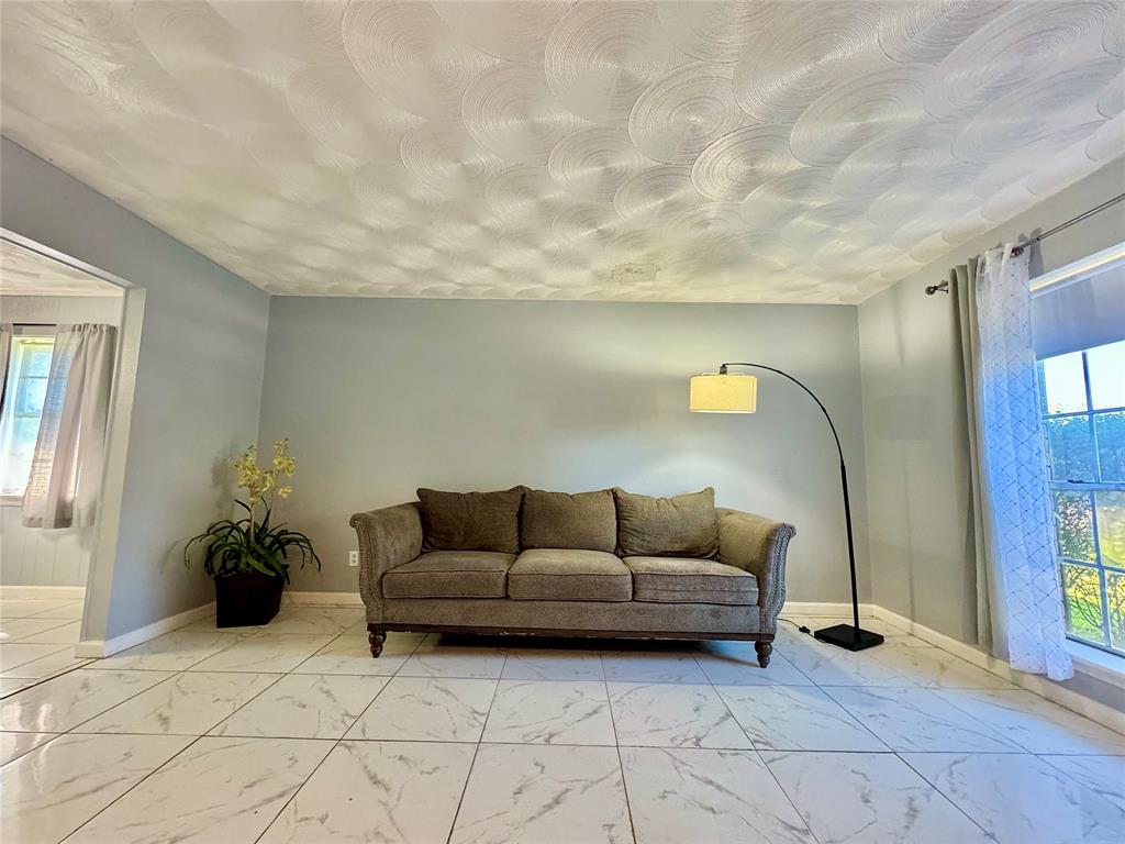 Walnut Terrace 02 - Residential Lease