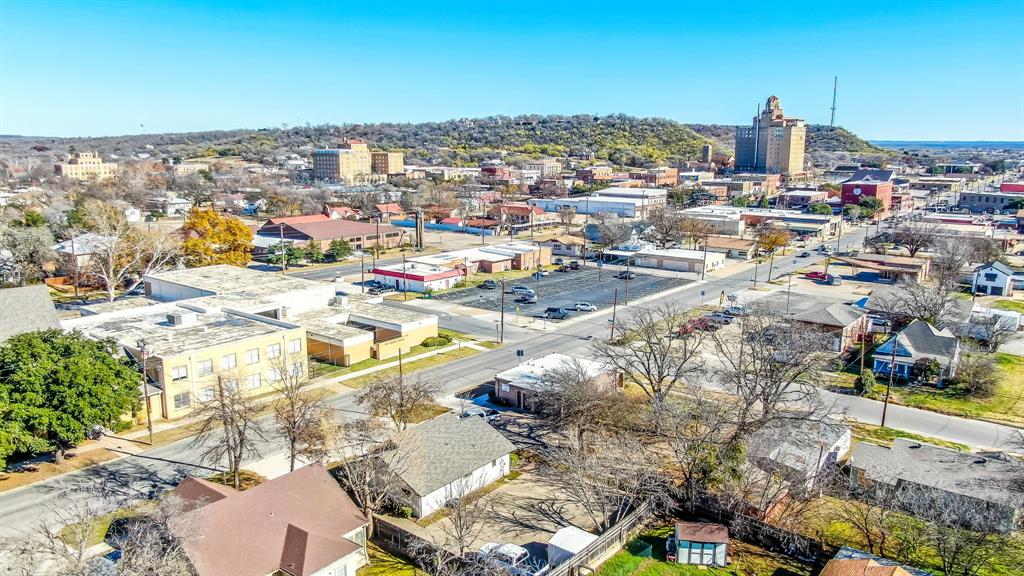 Lynch - Commercial Sale