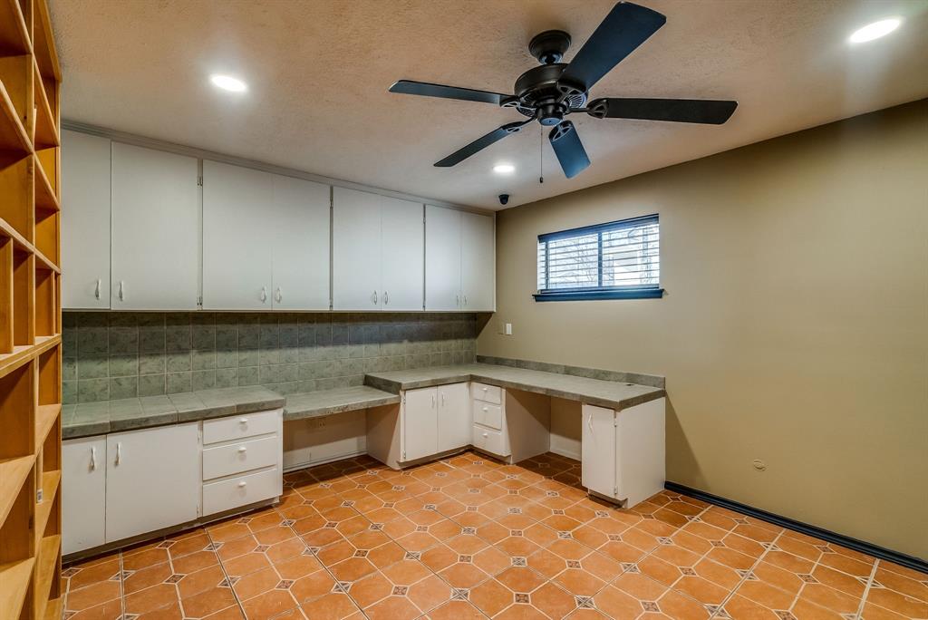 Lynch - Commercial Sale