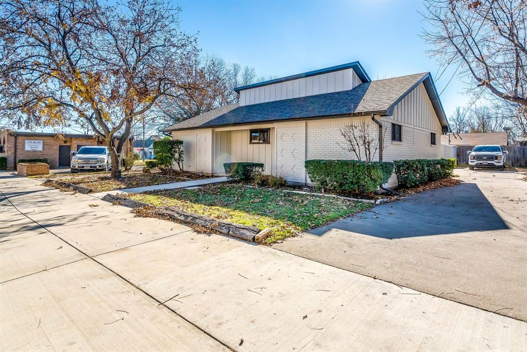 Lynch - Commercial Sale