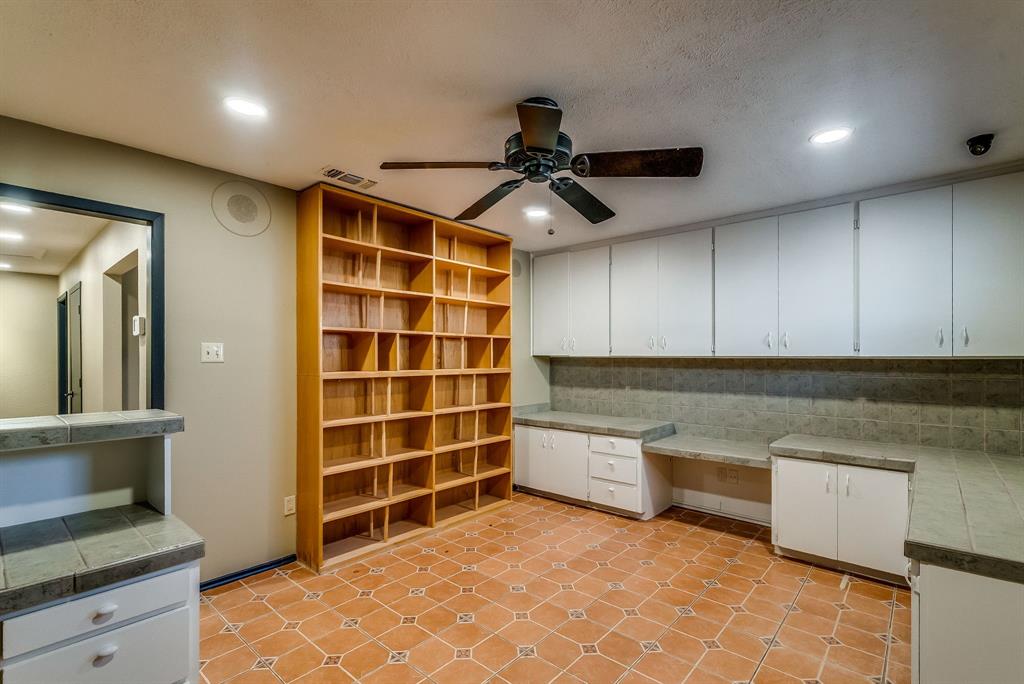 Lynch - Commercial Sale
