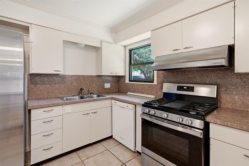 Brentwood Hills - Residential