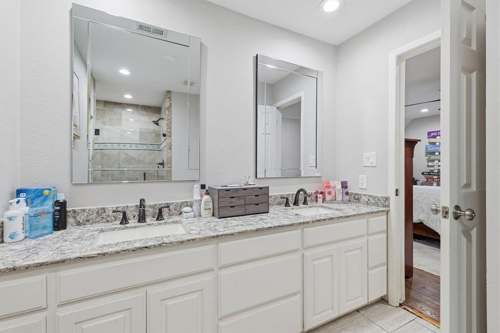 Oaks The Arlington - Residential