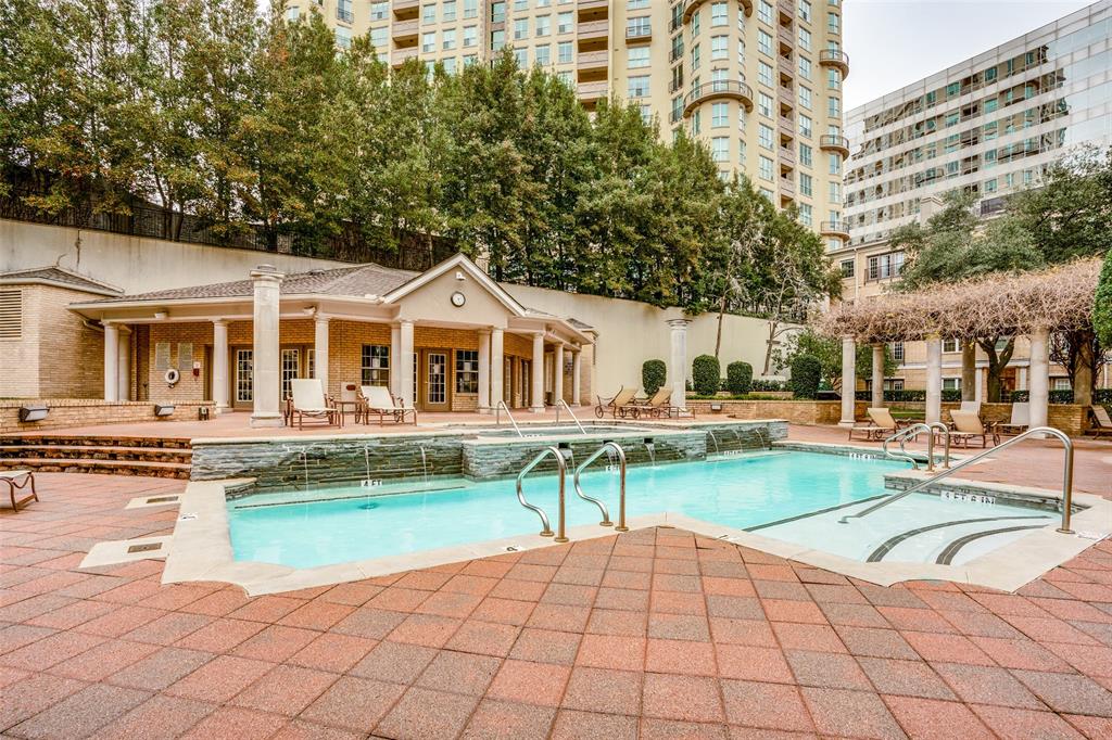 Wyndemere Condo - Residential Lease