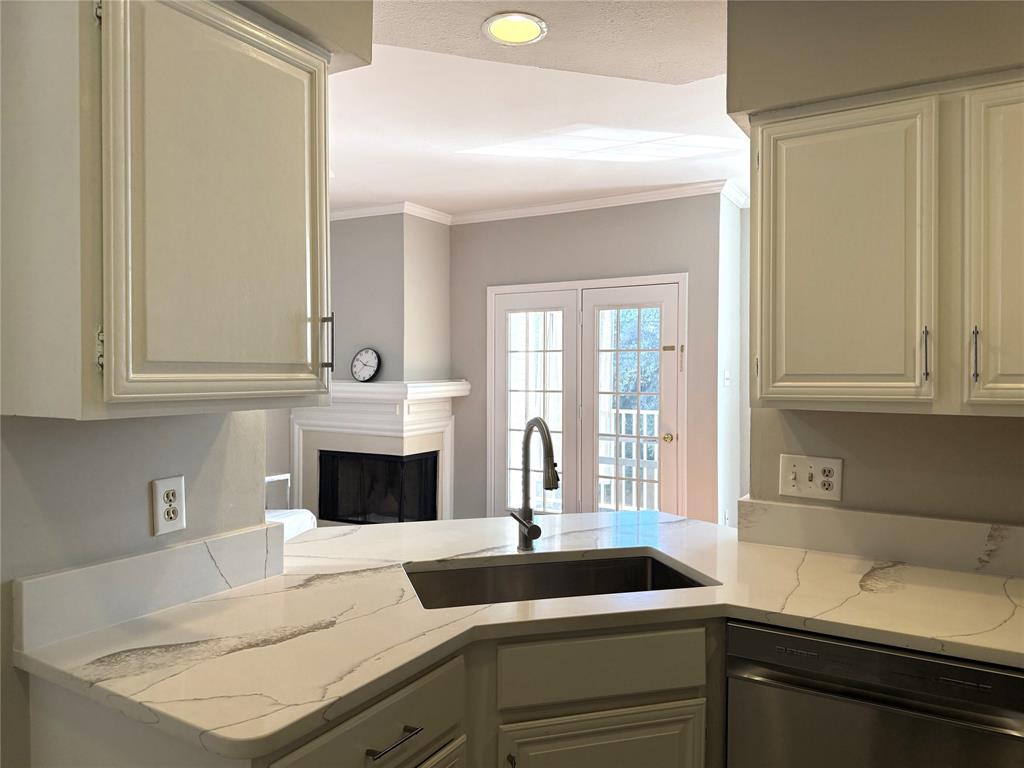Parkway Quarter Condos - Residential