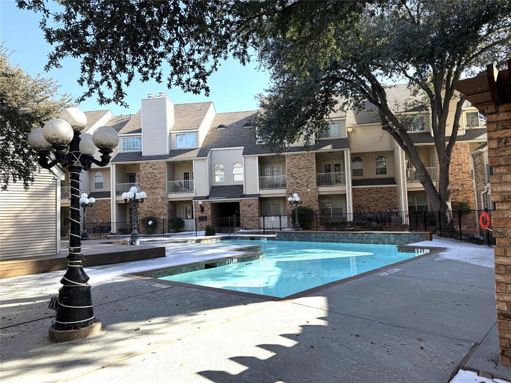 Parkway Quarter Condos - Residential