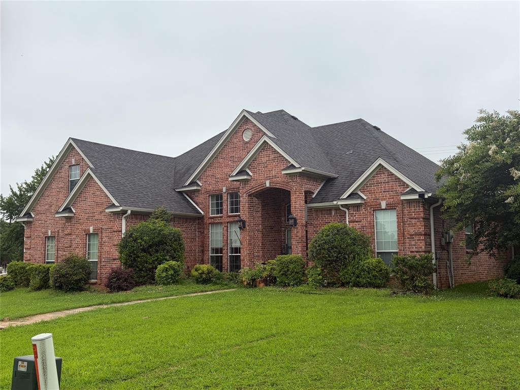 Stunning New Listing!!!  Situated on a desirable corner lot, this beautiful home features soaring 14-foot ceilings and as an inviting layout.  The kitchen showcases elegant granite countertops, perfect for both everyday living and entertaining.  Relax in the primary bedroom with a luxurious garden tub and an impressive walk-in closet complete with gorgeous custom wooden drawers for exceptional storage and organization.   A versatile 4th bedroom upstairs offers endless possibilities and can easily serve as a bonus room, home office, playroom, media room or guest space.  This exceptional property combines style, comfort and functionality in a highly desirable setting.   Schedule your showing today and see all this home has to offer.