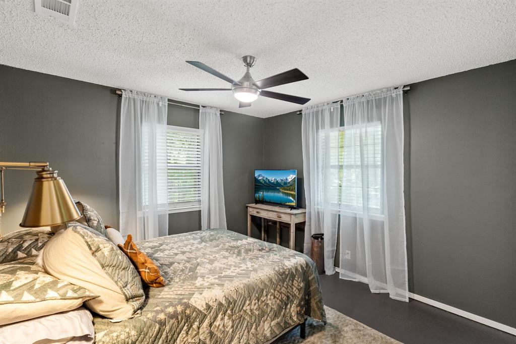 Clear Lakes, Zone 1 - Residential
