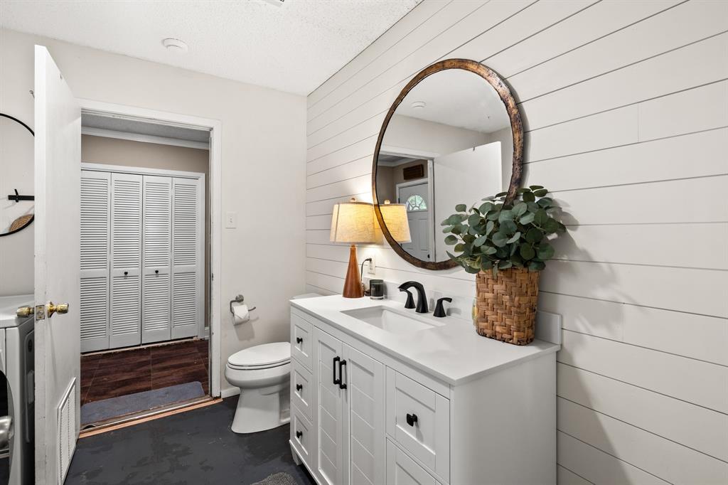 Clear Lakes, Zone 1 - Residential