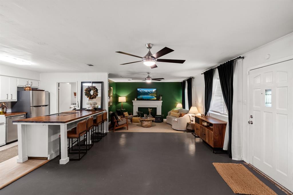 Clear Lakes, Zone 1 - Residential
