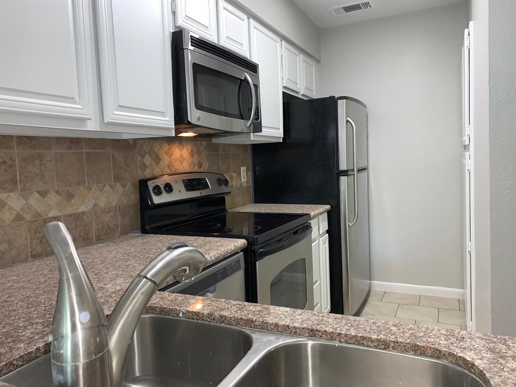 Ashton South Condos - Residential