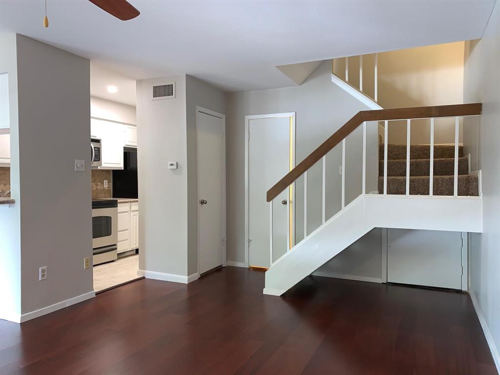 Ashton South Condos - Residential
