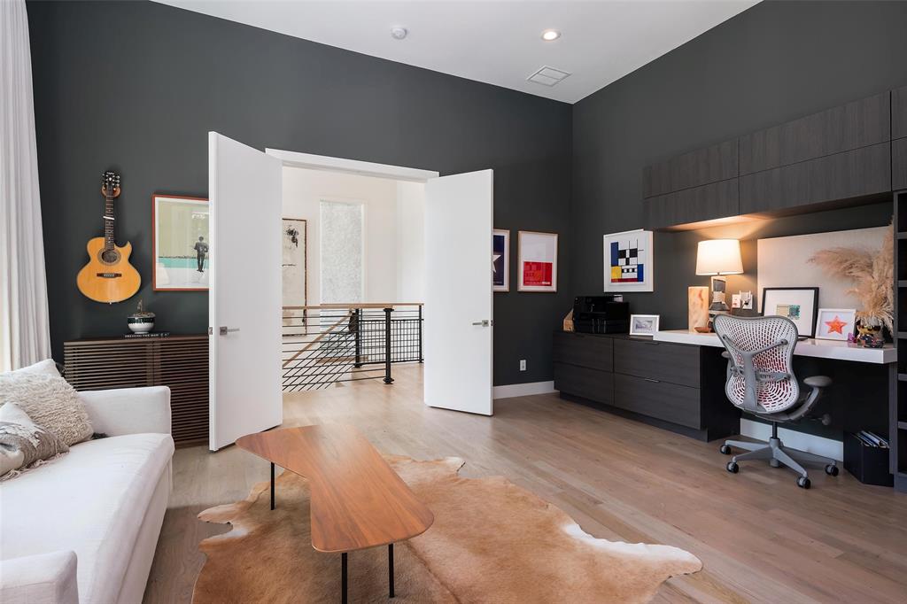 Guggenheim Acres - Residential