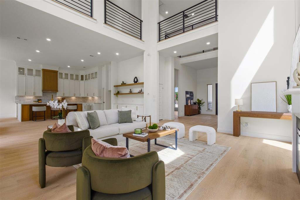 ZAPATA - Residential