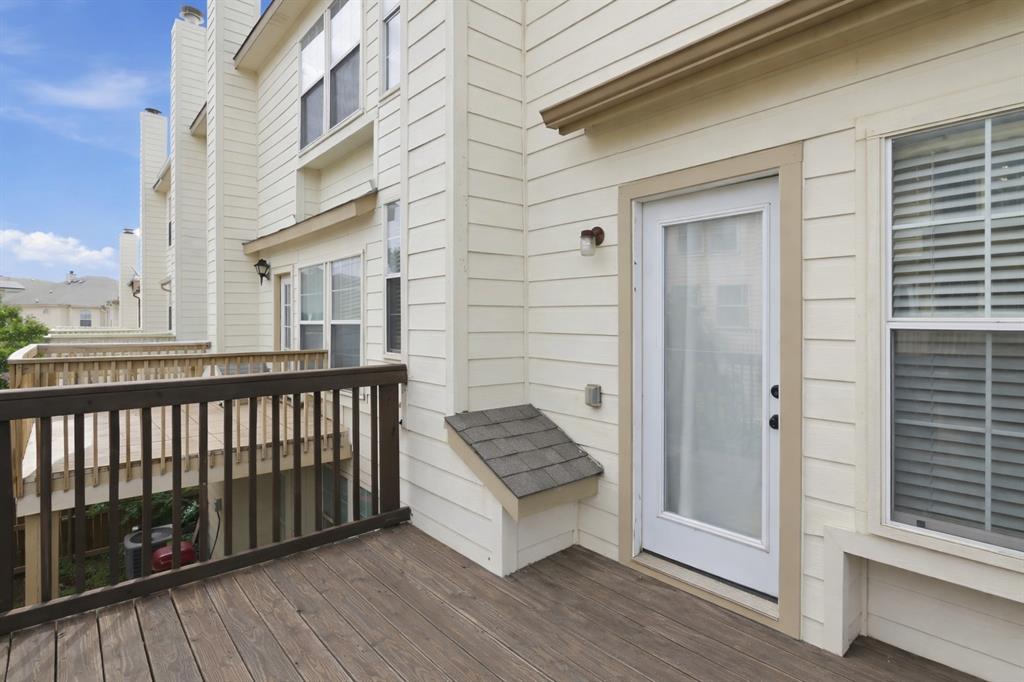 Newport Village At Trinity - Residential