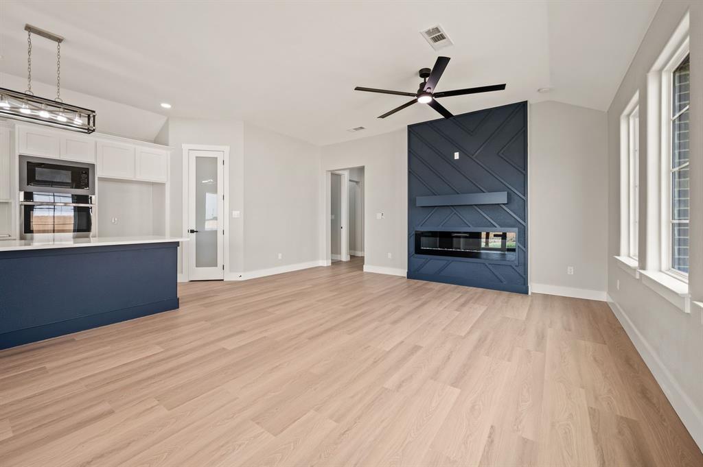 KYLIES COTTAGES - Residential