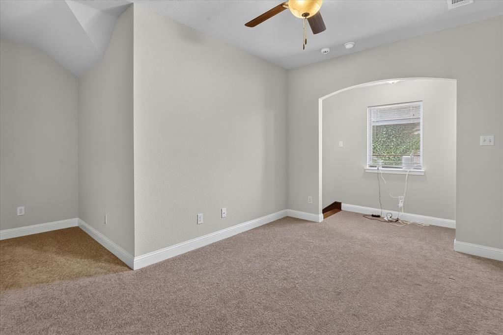 Willow Crk Xing - Residential