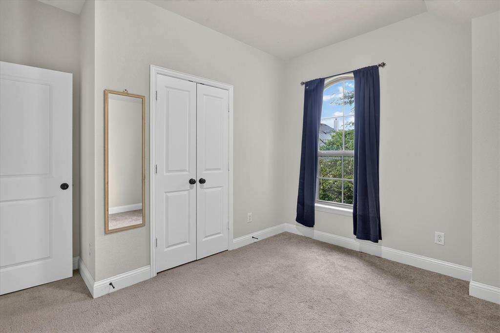Willow Crk Xing - Residential