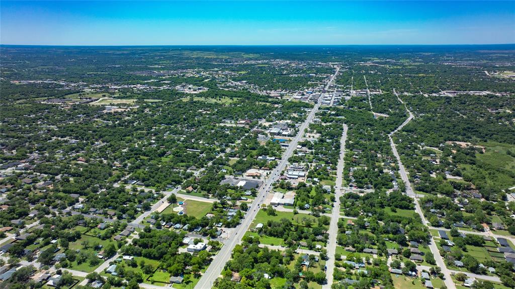 North Main - Commercial Sale