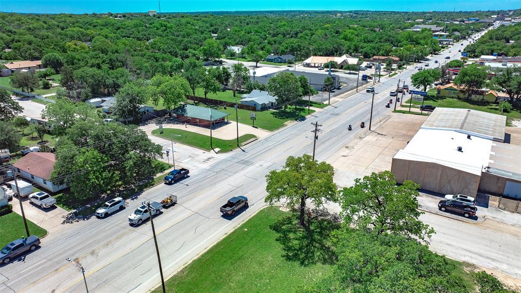 North Main - Commercial Sale