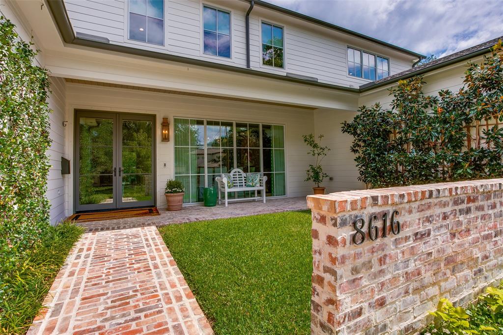 Shore Crest Estate - Residential