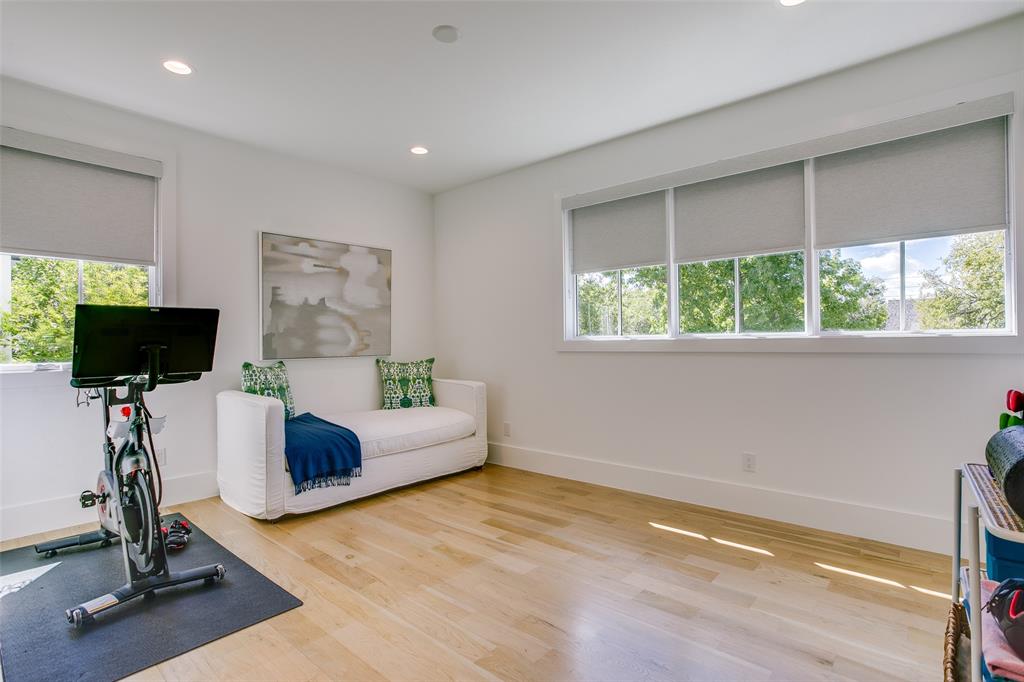 Shore Crest Estate - Residential