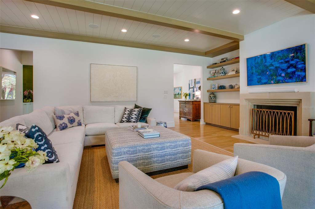 Shore Crest Estate - Residential