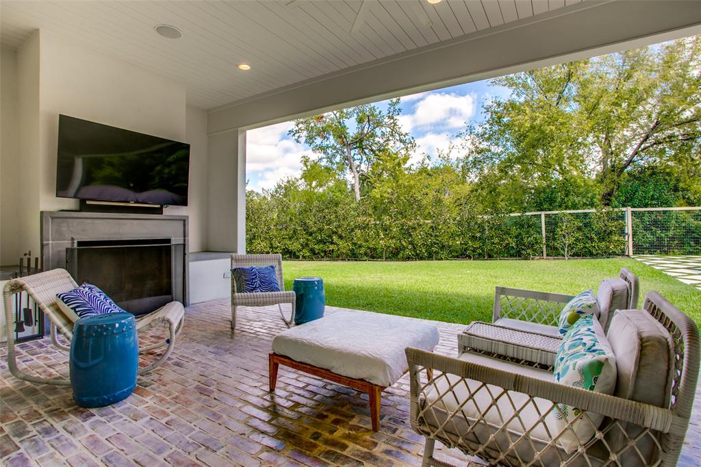 Shore Crest Estate - Residential