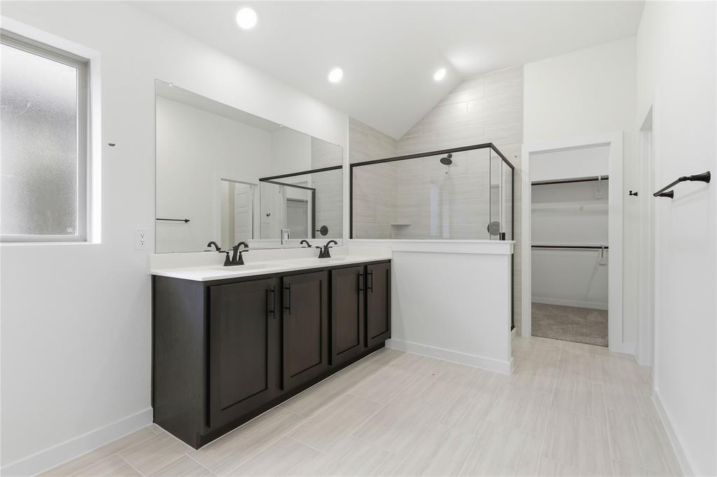Meadow Lakes - Residential