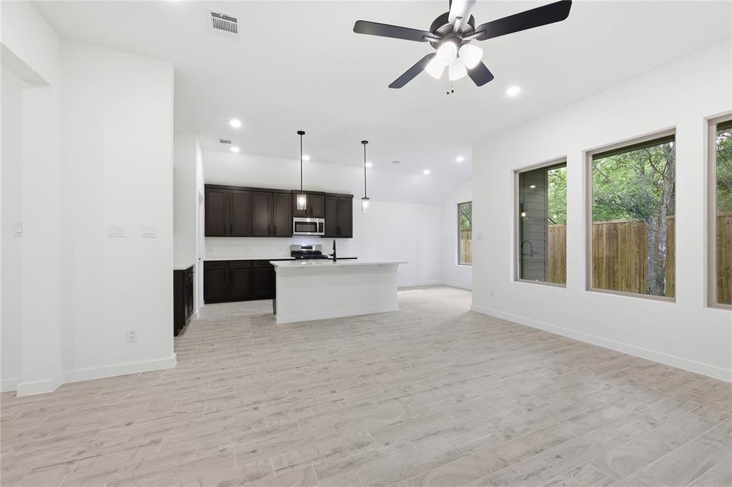 Meadow Lakes - Residential