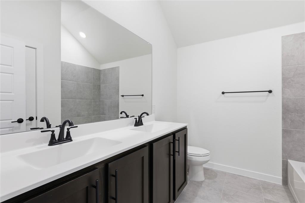 Meadow Lakes - Residential