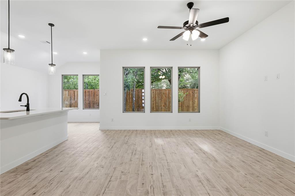 Meadow Lakes - Residential